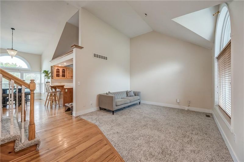 12100 E 78th Ter, Kansas City, MO 64138