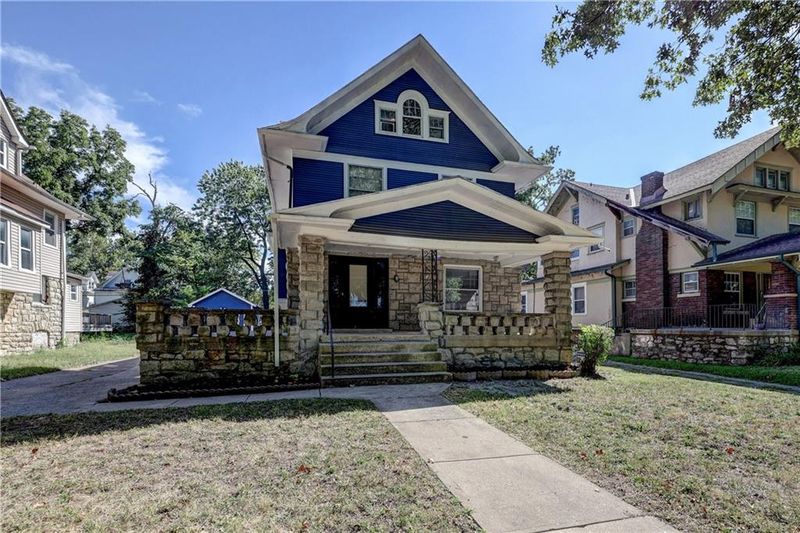 2919 Lockridge St, Kansas City, MO 64128