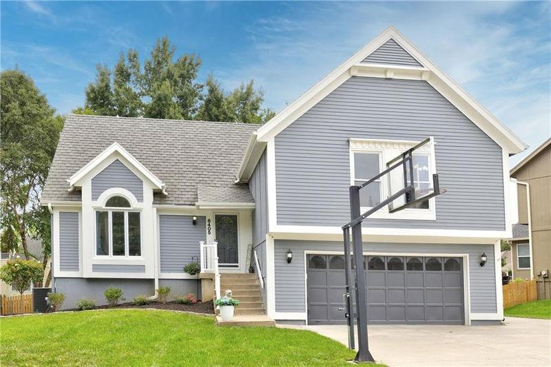 8405 W 149th Ter, Overland Park, KS 66223