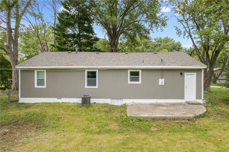 7905 E 100th St, Kansas City, MO 64134