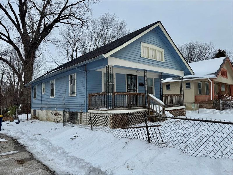 3110 E 72nd St, Kansas City, MO 64132