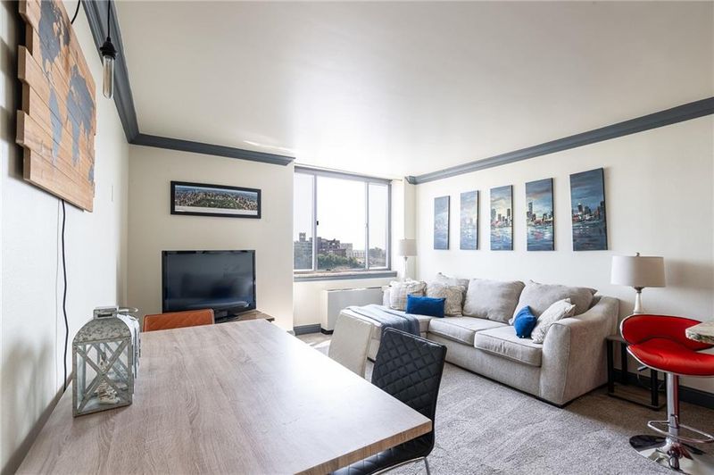 700 E 8th St #11P, Kansas City, MO 64106