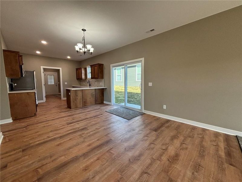 4807 S Creek Woods Dr, St Joseph, MO 64507
