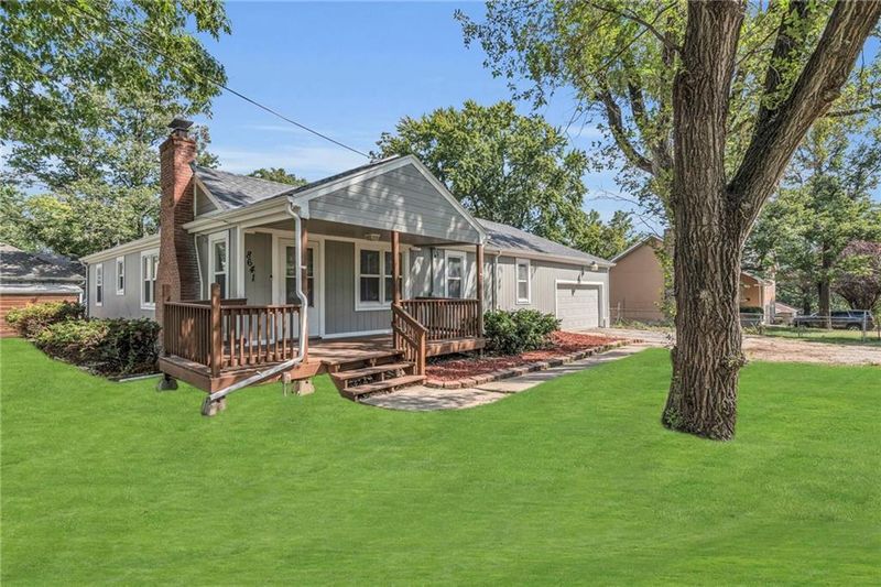 8641 E 57th St, Kansas City, MO 64129