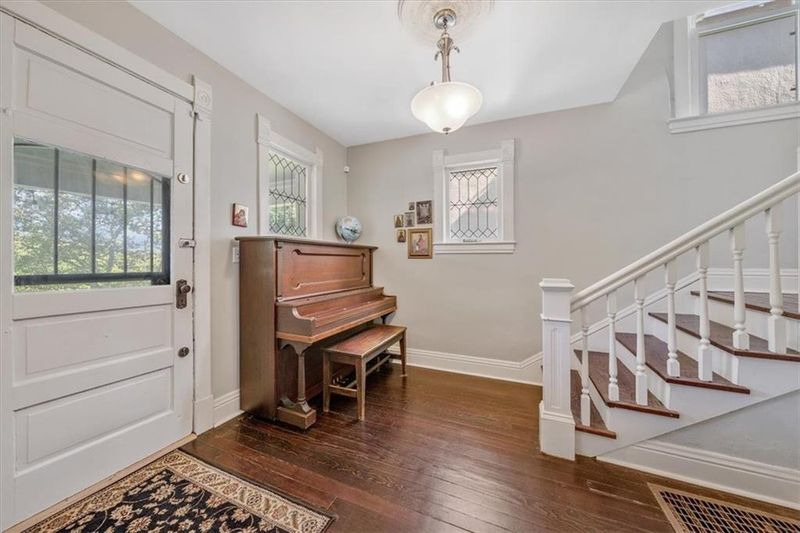 329 Maple Blvd, Kansas City, MO 64124