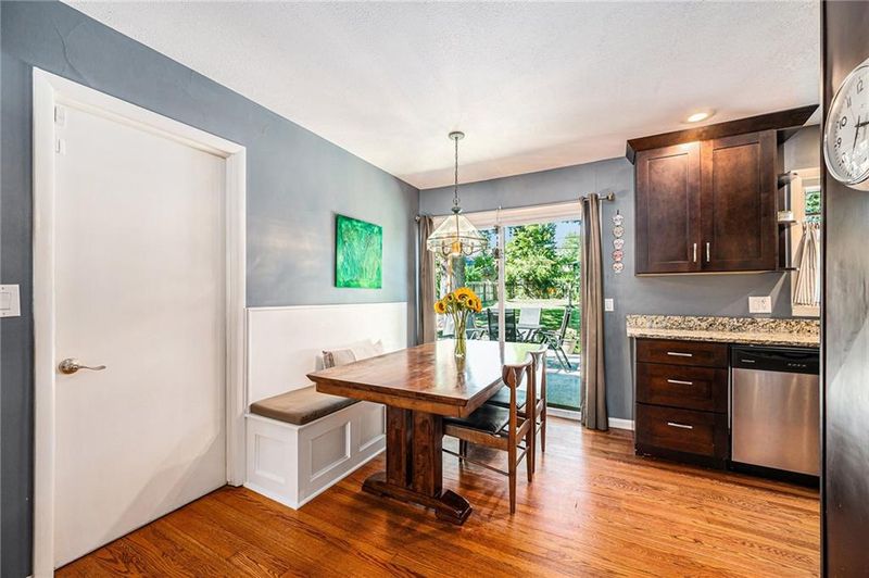 708 W 101st Ter, Kansas City, MO 64114
