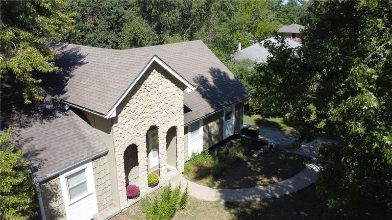 11006 Olive St, Kansas City, MO 64131
