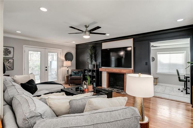 312 E Meyer Blvd, Kansas City, MO 64113