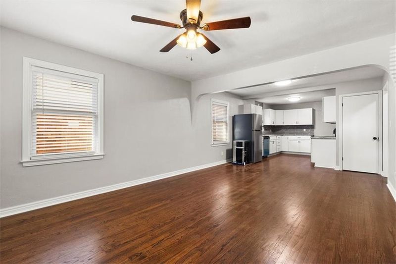 6104 Harrison St, Kansas City, MO 64110