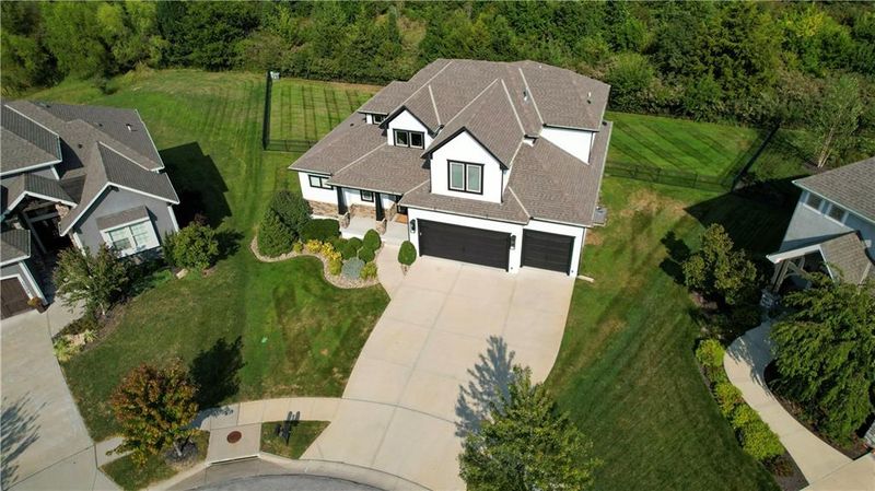 15501 Chadwick St, Overland Park, KS 66224