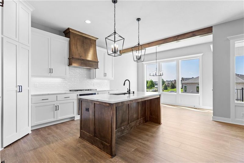 1511 SW Arbor Park Dr, Lee's Summit, MO 64082