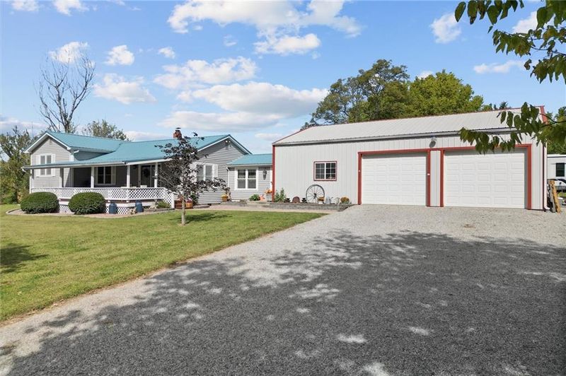 33240 W 202nd St, Lawson, MO 64062