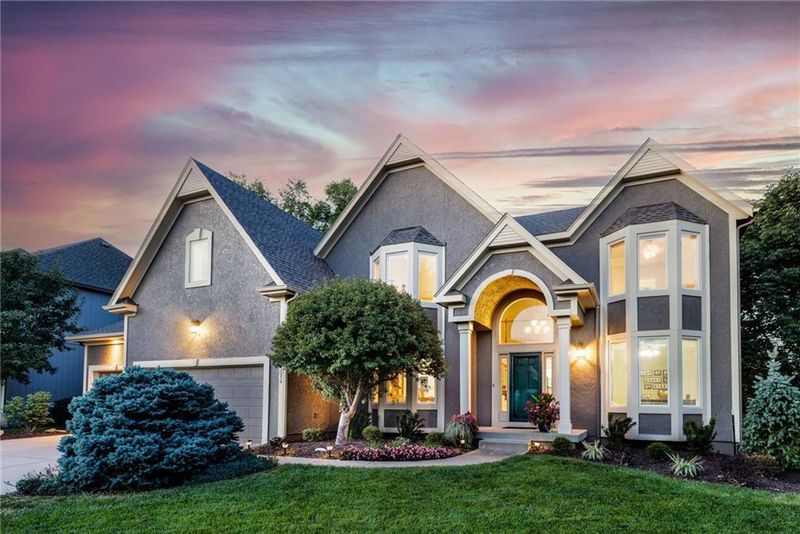 5014 W 161 Ter, Overland Park, KS 66085
