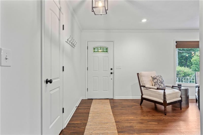 9715 Mission Rd, Overland Park, KS 66206