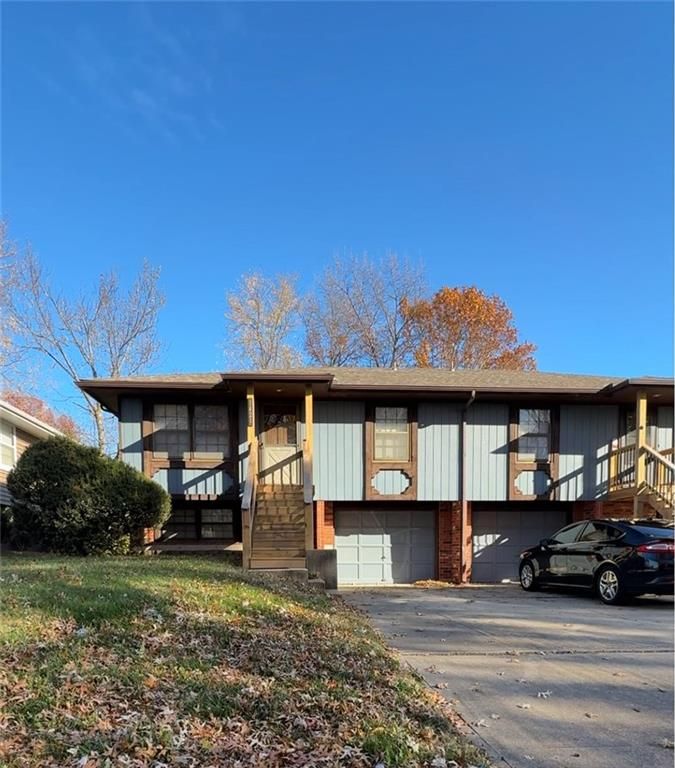 1421 S Haden Ct, Independence, MO 64050