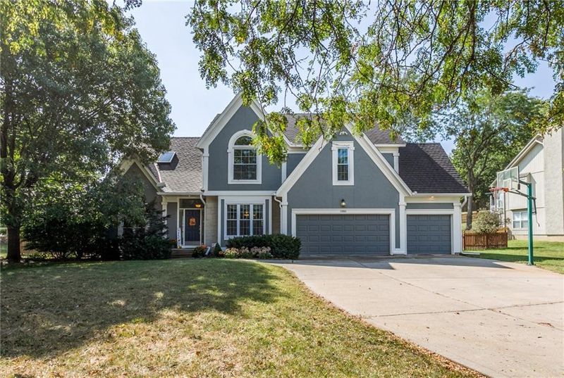 13903 W 58th Pl, Shawnee, KS 66216