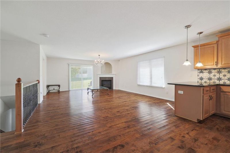 4607 Hedges Ave, Kansas City, MO 64133