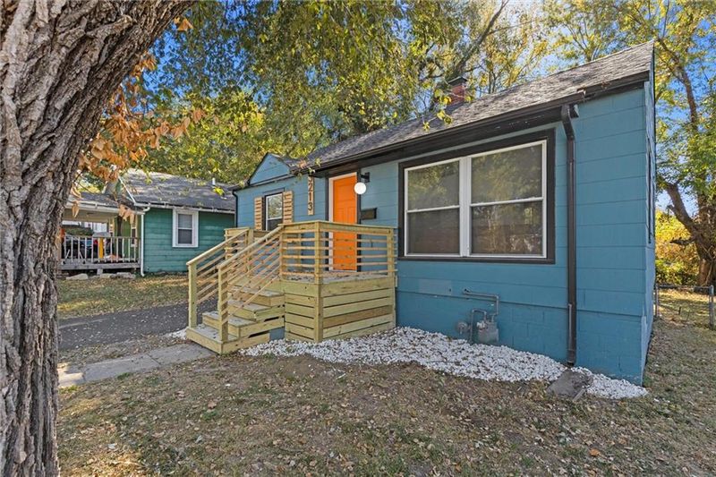 3213 Delavan Ave, Kansas City, KS 66104