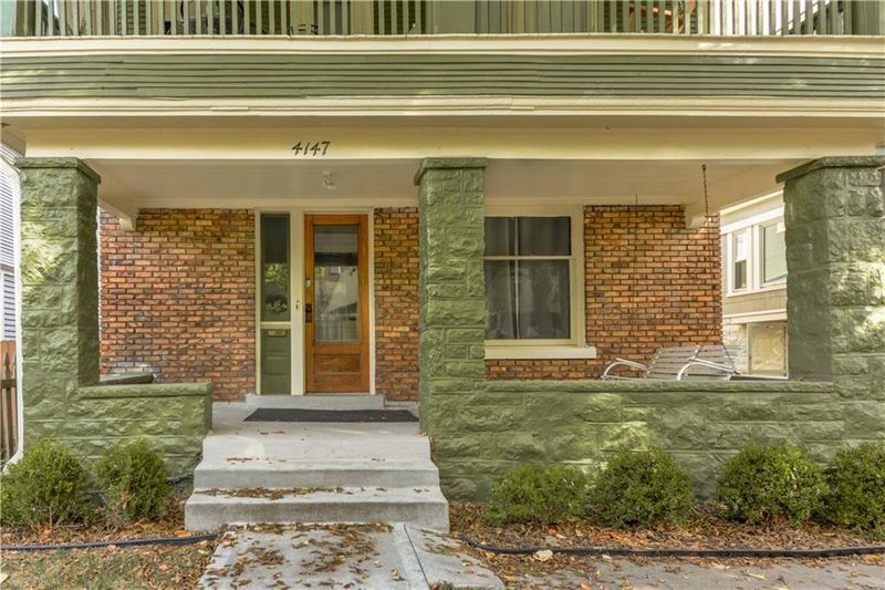 4147 Mcgee St, Kansas City, MO 64111