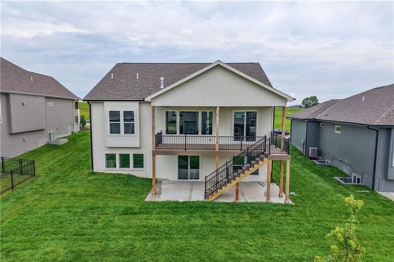 1617 SW Arbor Park Dr, Lee's Summit, MO 64082