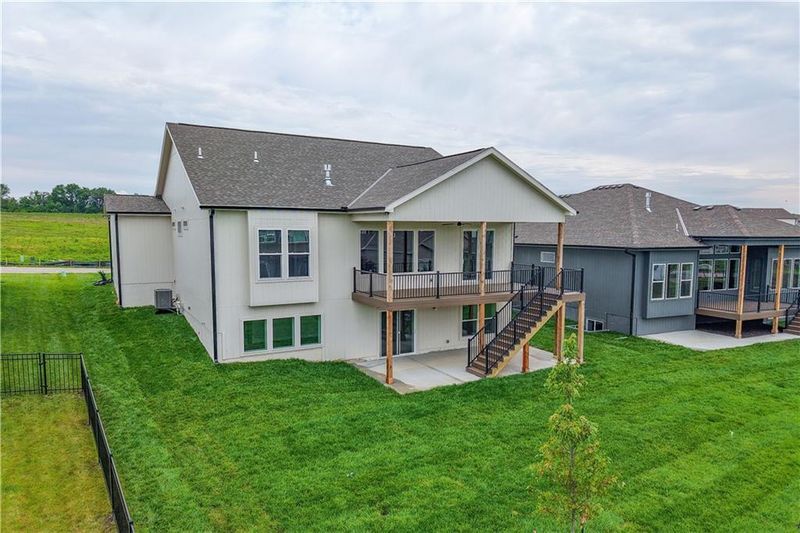 1617 SW Arbor Park Dr, Lee's Summit, MO 64082