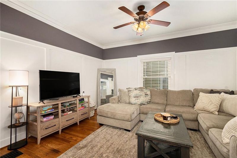 6020 Brookside Blvd, Kansas City, MO 64113
