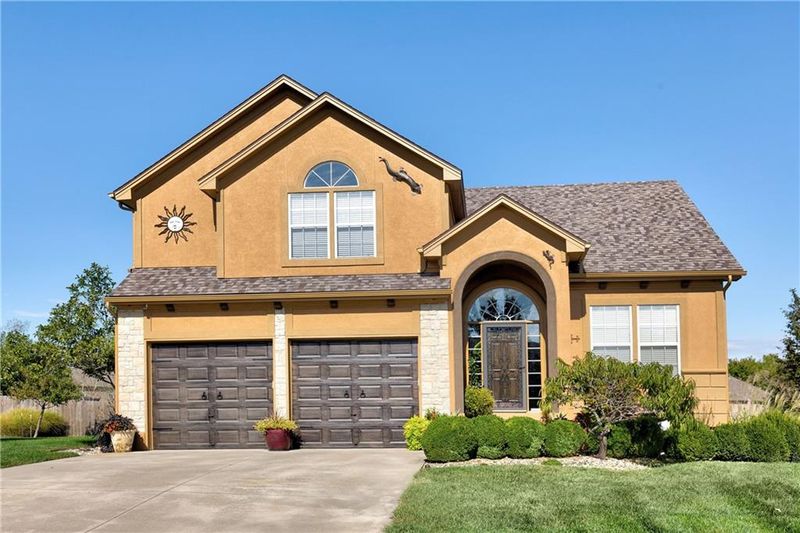 1506 Ensley Cir, Raymore, MO 64083