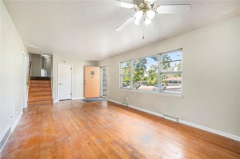 3805 E Red Bridge Rd, Kansas City, MO 64137