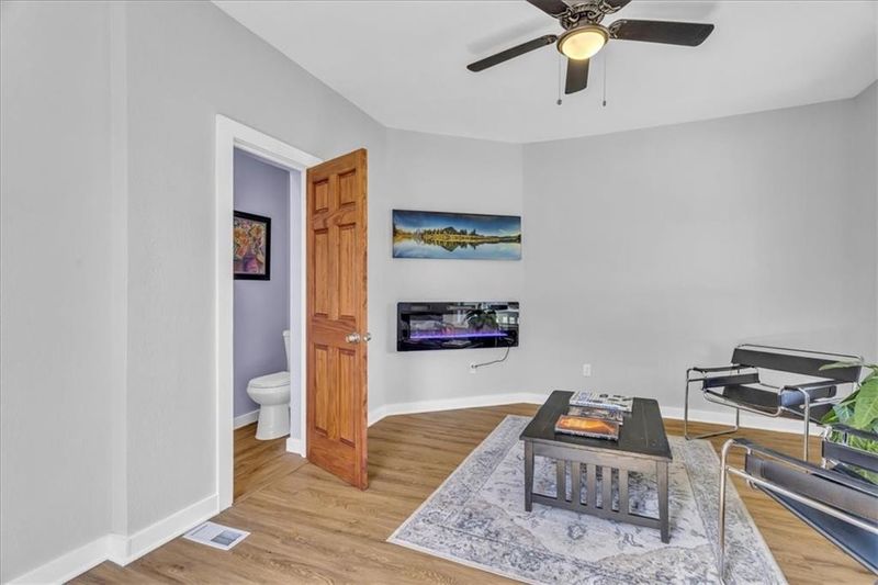2720 Olive St, Kansas City, MO 64109
