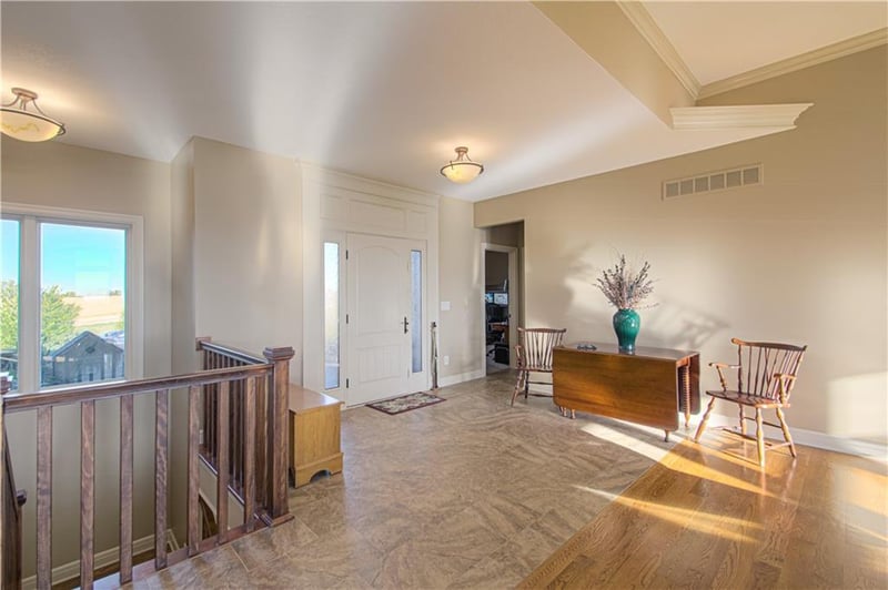 22570 King Rd, Weston, MO 64098