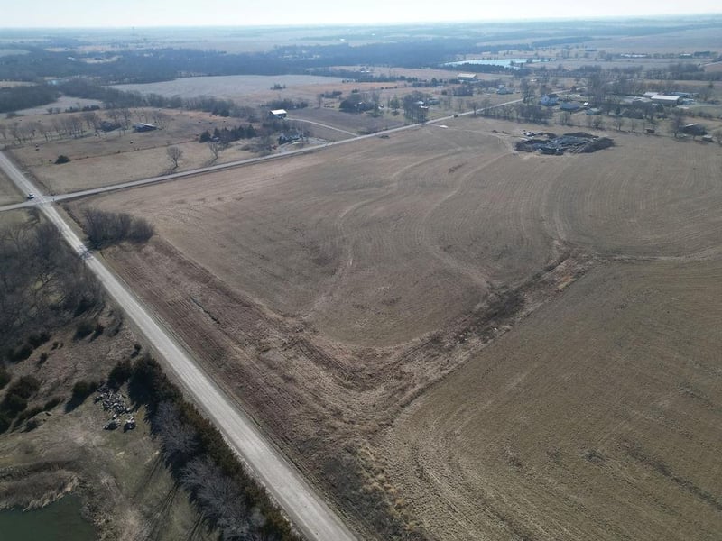 15210 Edgerton Rd, Gardner, KS 66030