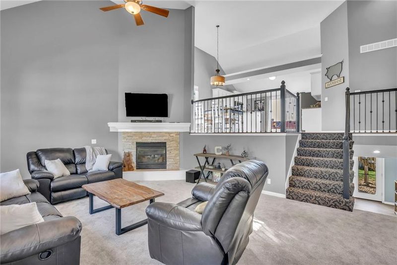 20943 W 224th St, Spring Hill, KS 66083