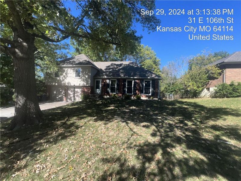 30 E 106th St, Kansas City, MO 64114