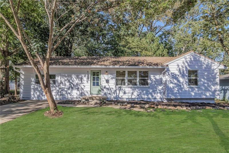 8300 E 106th St, Kansas City, MO 64134