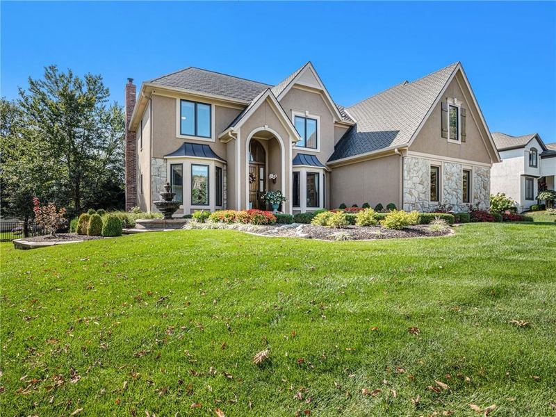 3501 W 154th St, Leawood, KS 66224