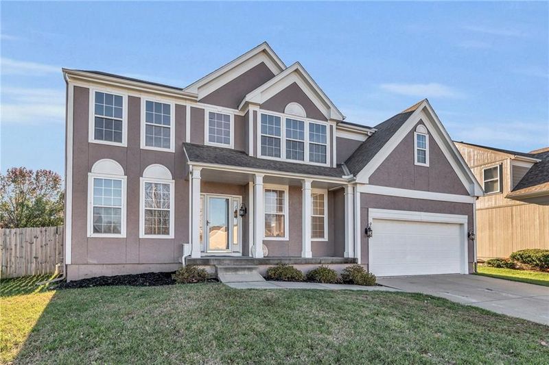 9216 N Harrison St, Kansas City, MO 64155