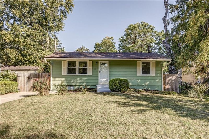 10 E 79th St, Kansas City, MO 64114