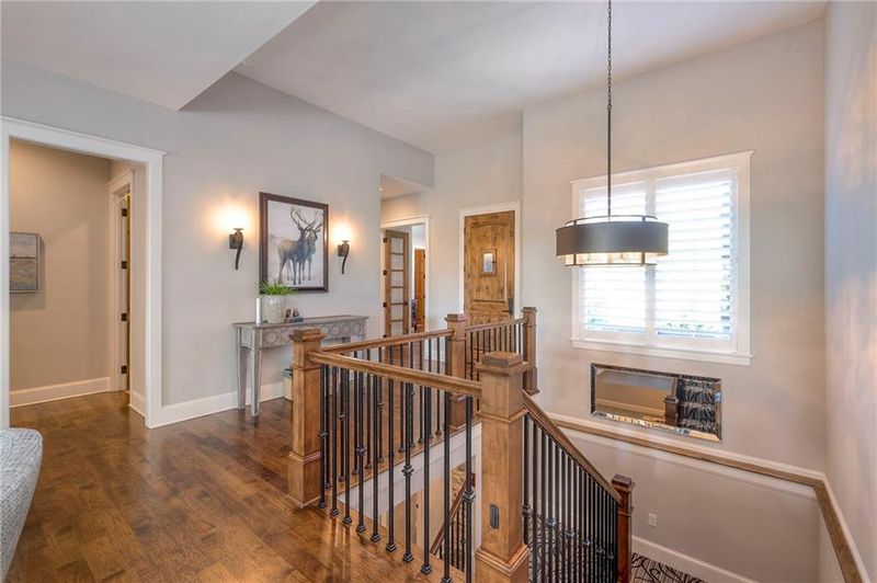 2531 W 162nd Ter, Overland Park, KS 66085