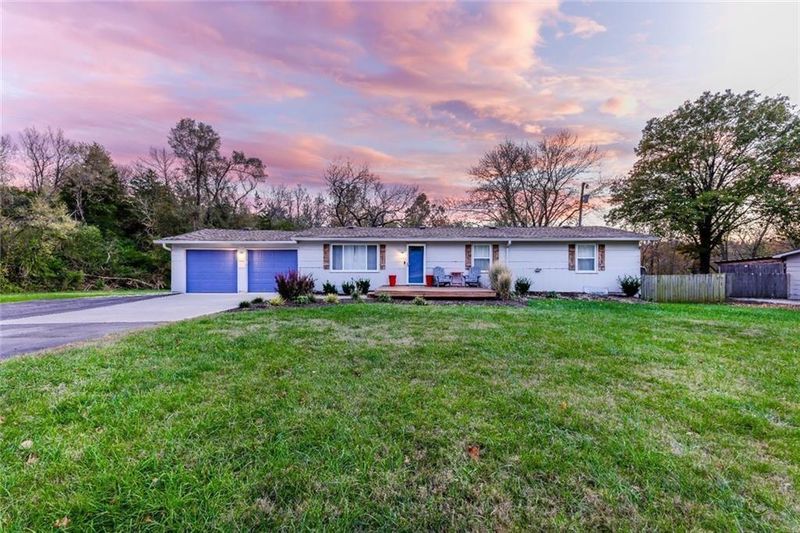 2401 E Blue Ridge Blvd, Kansas City, MO 64146