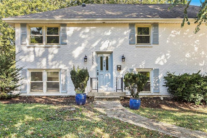 11005 Cypress Ave, Kansas City, MO 64137