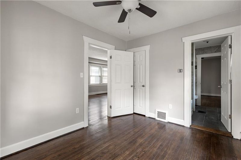 4828 E 7th St, Kansas City, MO 64124