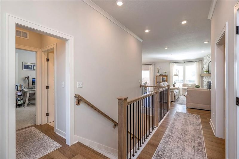 537 SE Carter Rd, Lee's Summit, MO 64082