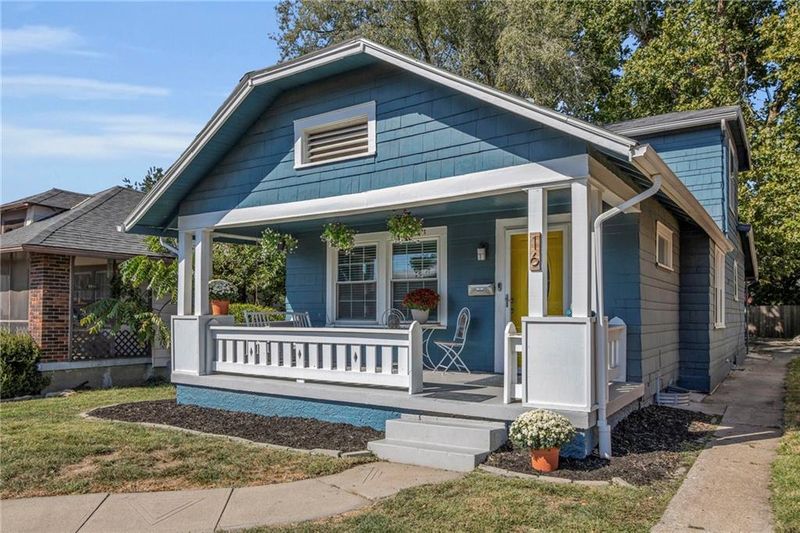 16 W 74th Ter, Kansas City, MO 64114