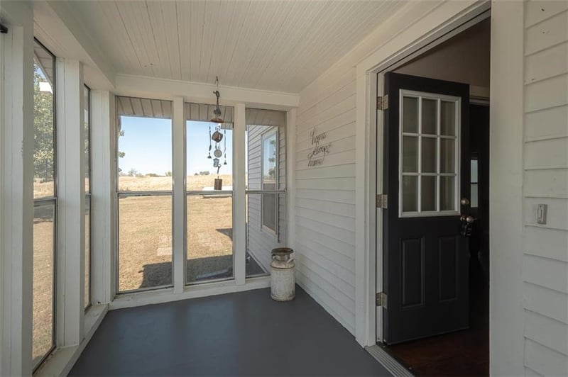 16718 Marion Rd, Valley Falls, KS 66088
