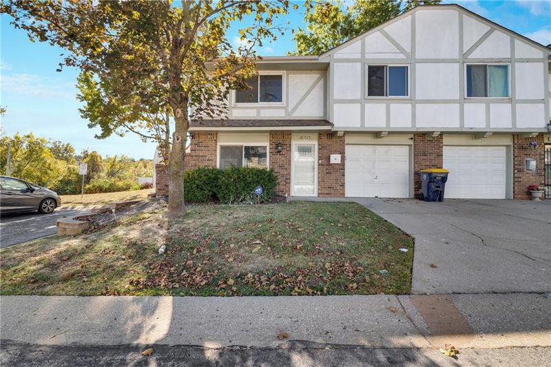 10517 E 41st St, Kansas City, MO 64133