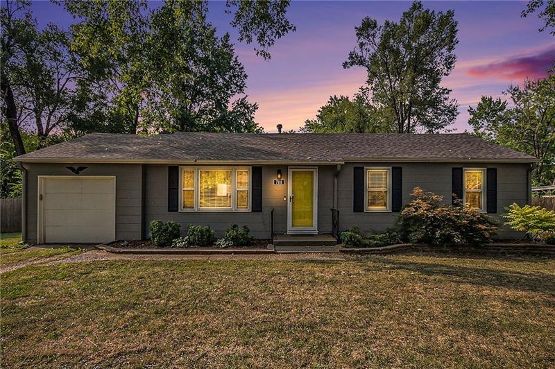 7111 E 100th Ter, Kansas City, MO 64134