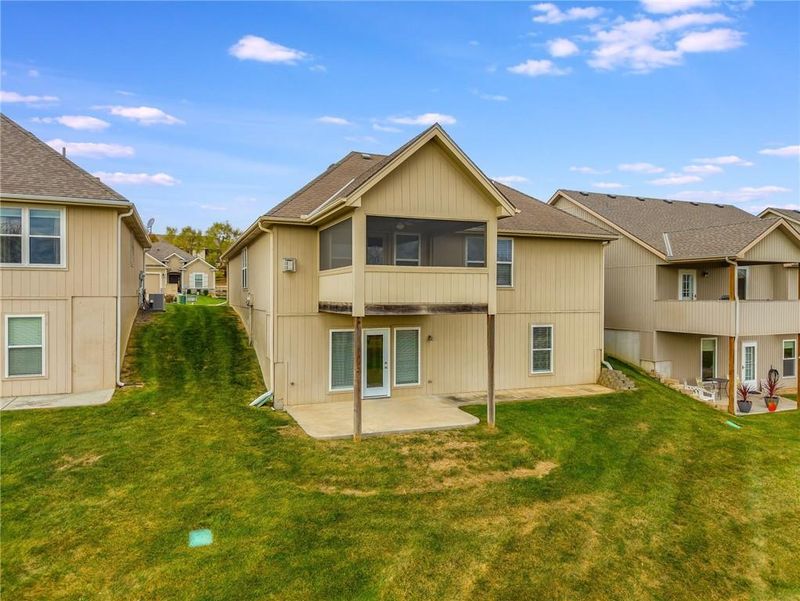 411 S Marimack Dr, Kearney, MO 64060