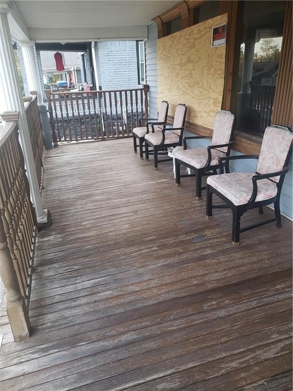 7206 Agnes Ave, Kansas City, MO 64132