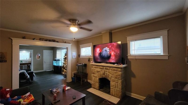 627 Bennington Ave, Kansas City, MO 64125