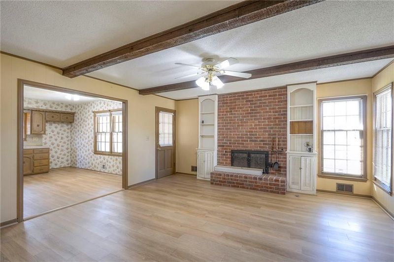 8601 E 50 Ter, Kansas City, MO 64129